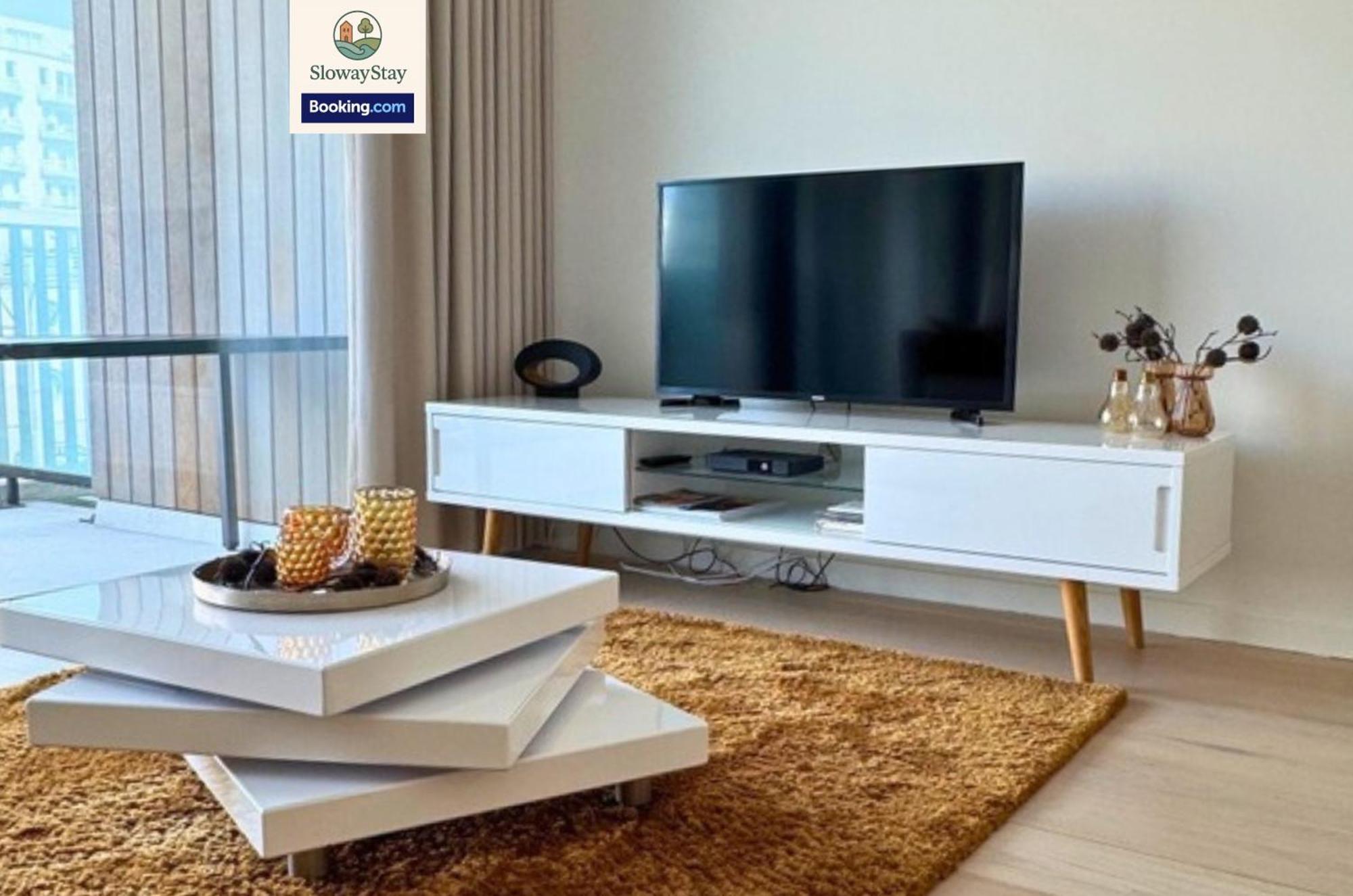 Elegant One Bedroom Apartment With Sea Views & Pool By Slowaystay Serviced Accommodation & Short Lets Oostende Екстер'єр фото